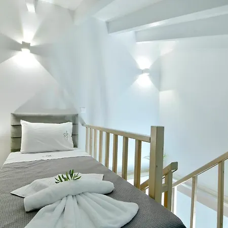 Bratou Ignis Sleeps 6 With Parking Episkopiana (Corfu)