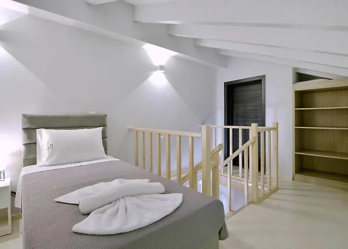 Bratou Ignis Sleeps 6 With Parking Episkopiana (Corfu)
