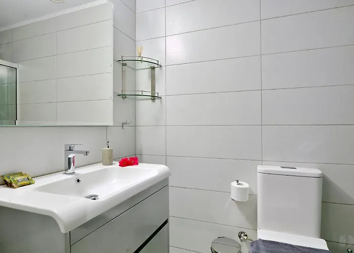 Bratou Ignis Sleeps 6 With Parking