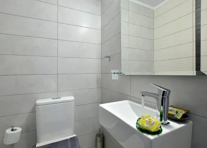 Bratou Ignis Sleeps 6 With Parking Episkopiana (Corfu)